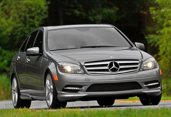 Common Problems With Mercedes C300: Troubleshooting Tips and Solutions