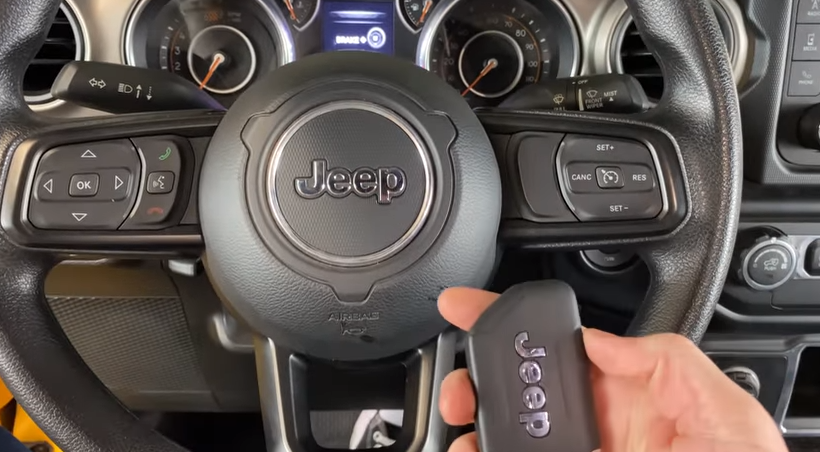 How Long Will Jeep Run Without Key Fob 2